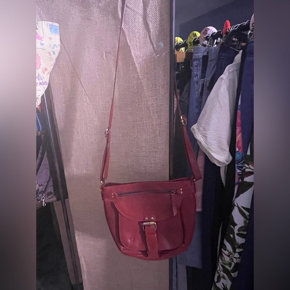 BORN Genuine Leather Red Wine Colored Crossbody Bag with Belt Buckle Hardware - Picture 3 of 11